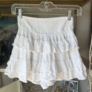 Hollister High Rise White Tiered Ruffle Mini Smock Waist Skort Summer, Size XS
